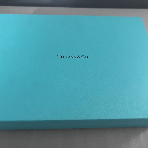 Tiffany & Co. Accessories - Tiffany T Organizer Wallet (Large)✨🦋